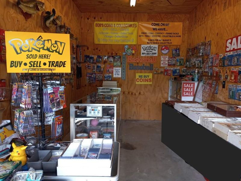 Higgins Woodbury Flea Market – 1061 W Main St, Woodbury, TN 37190