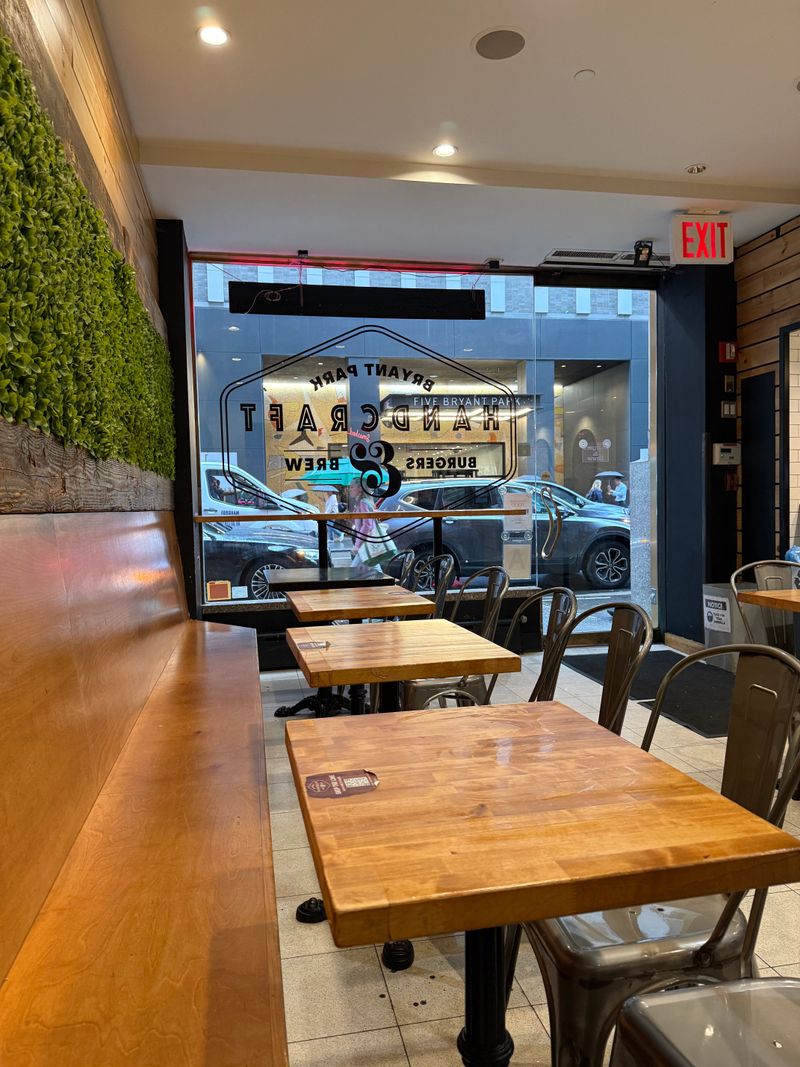 Handcraft Burgers And Brew