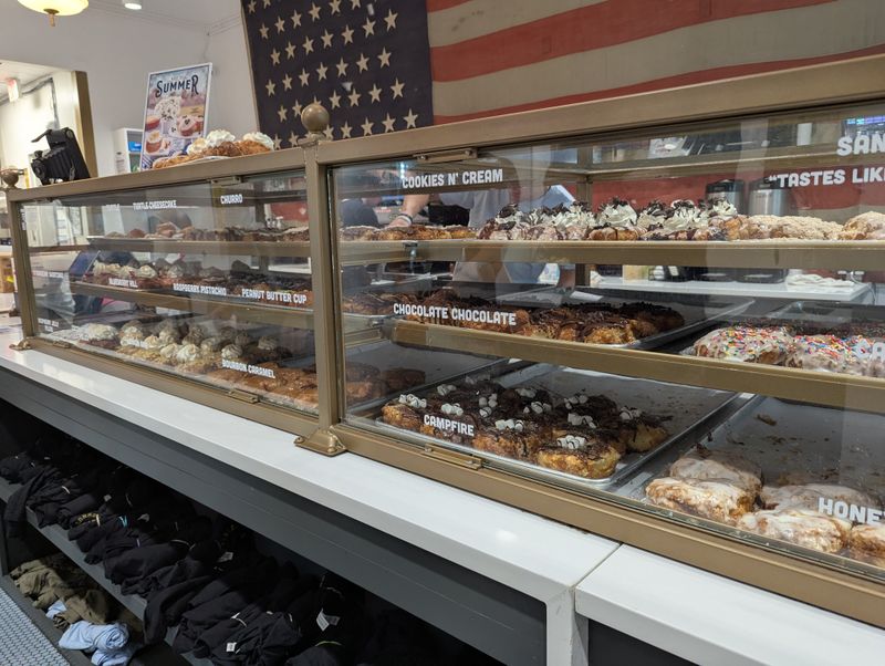 Parlor Doughnuts – 506 Rep. John Lewis Way S, Nashville, TN 37203