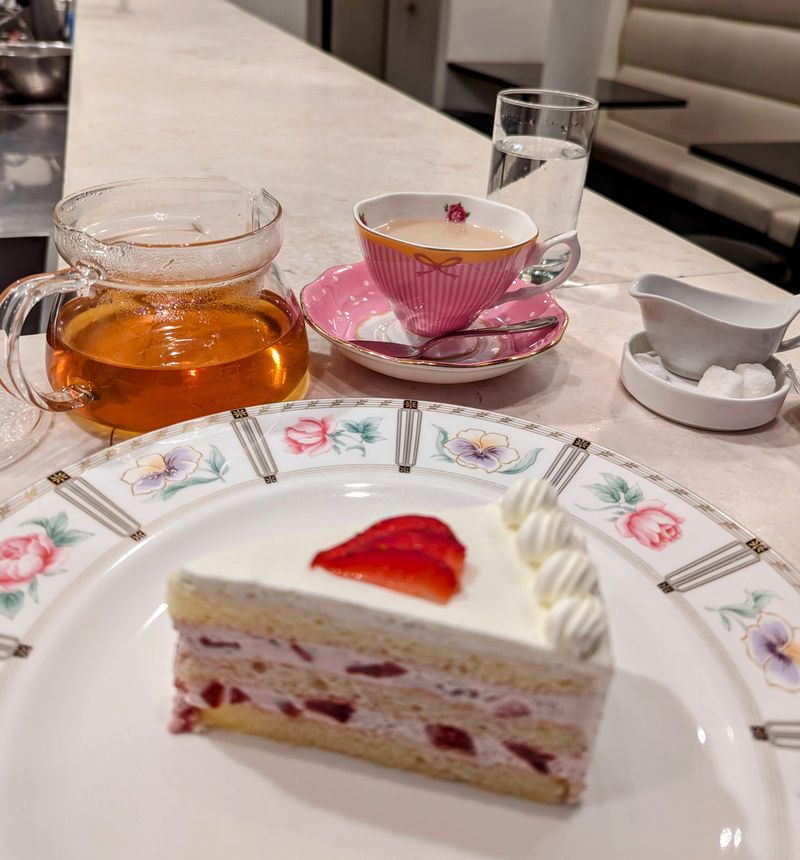 ChikaLicious Dessert Bar