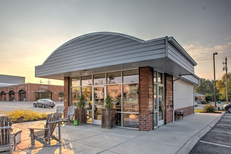 Hours, Ordering Tips, And When To Visit