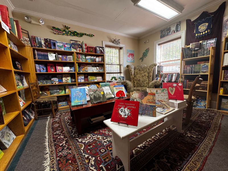 Landmark Booksellers