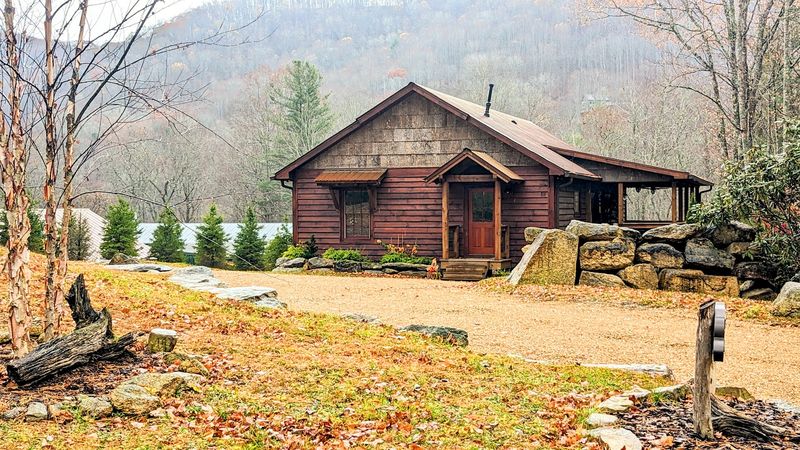 Seasonal Splendor: Banner Elk's Year-Round Outdoor Appeal