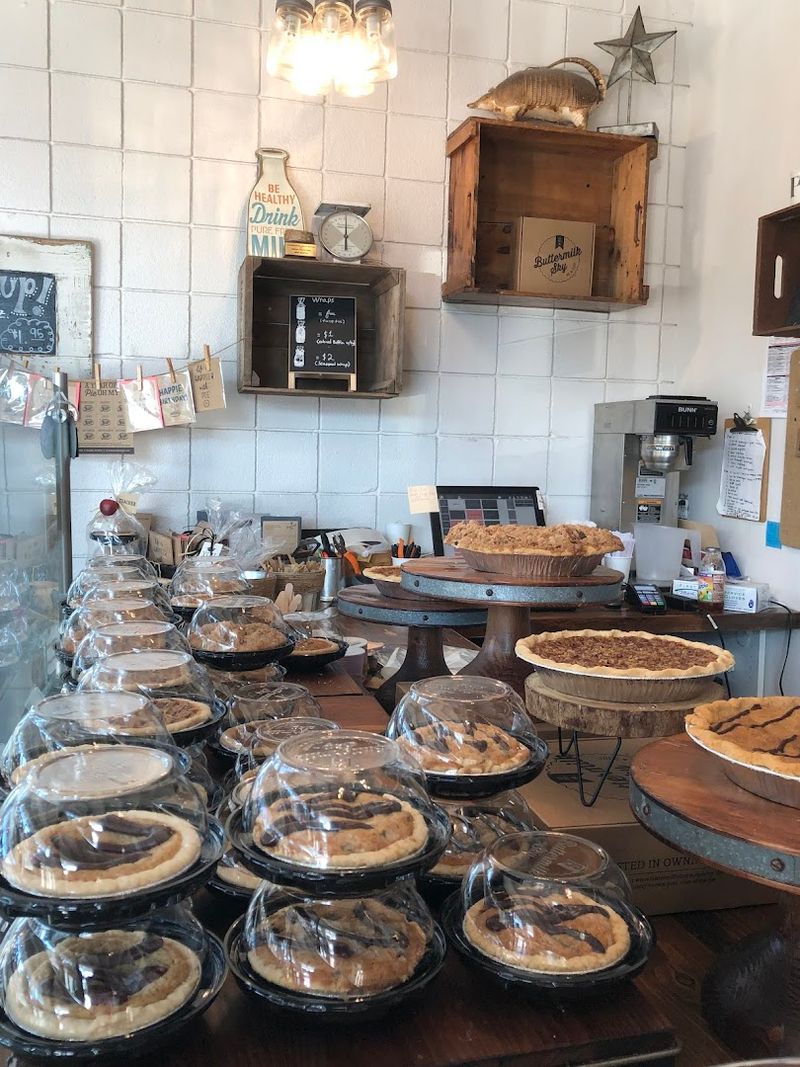 Mini Pies And The Four-Pack Experience