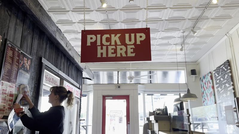 Service Rhythm And Etiquette