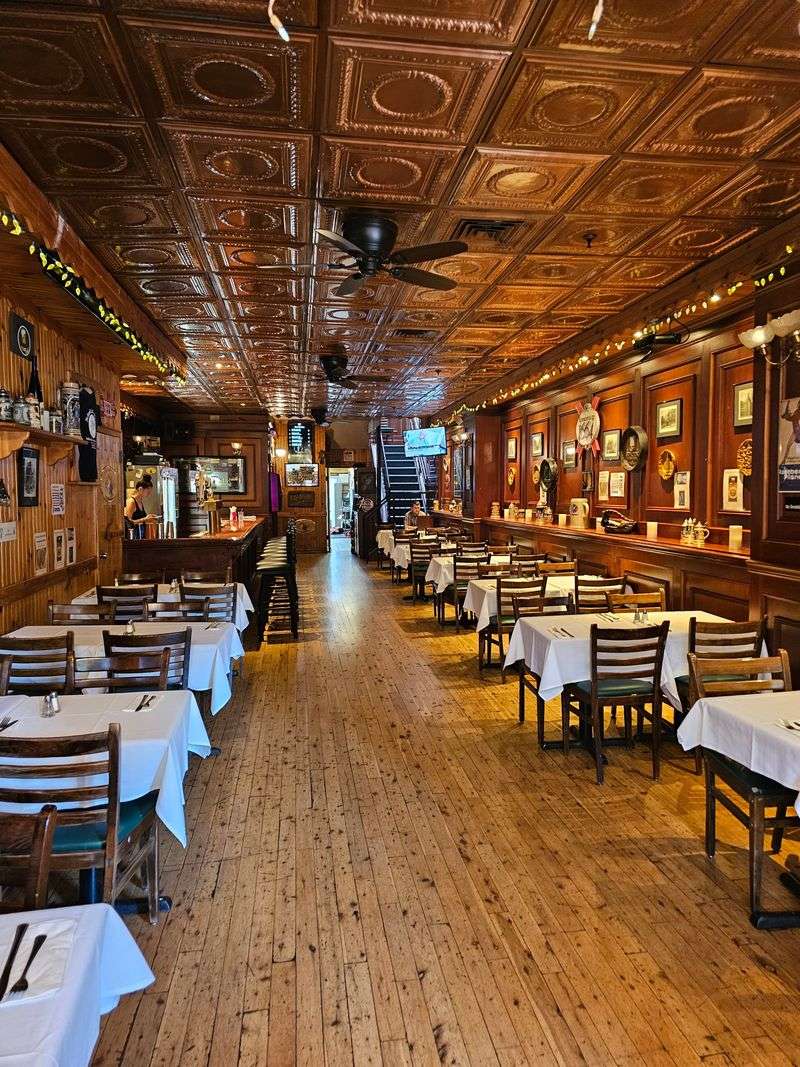 Schnitzel Haus — Bay Ridge’s Golden-Crunch Favorite