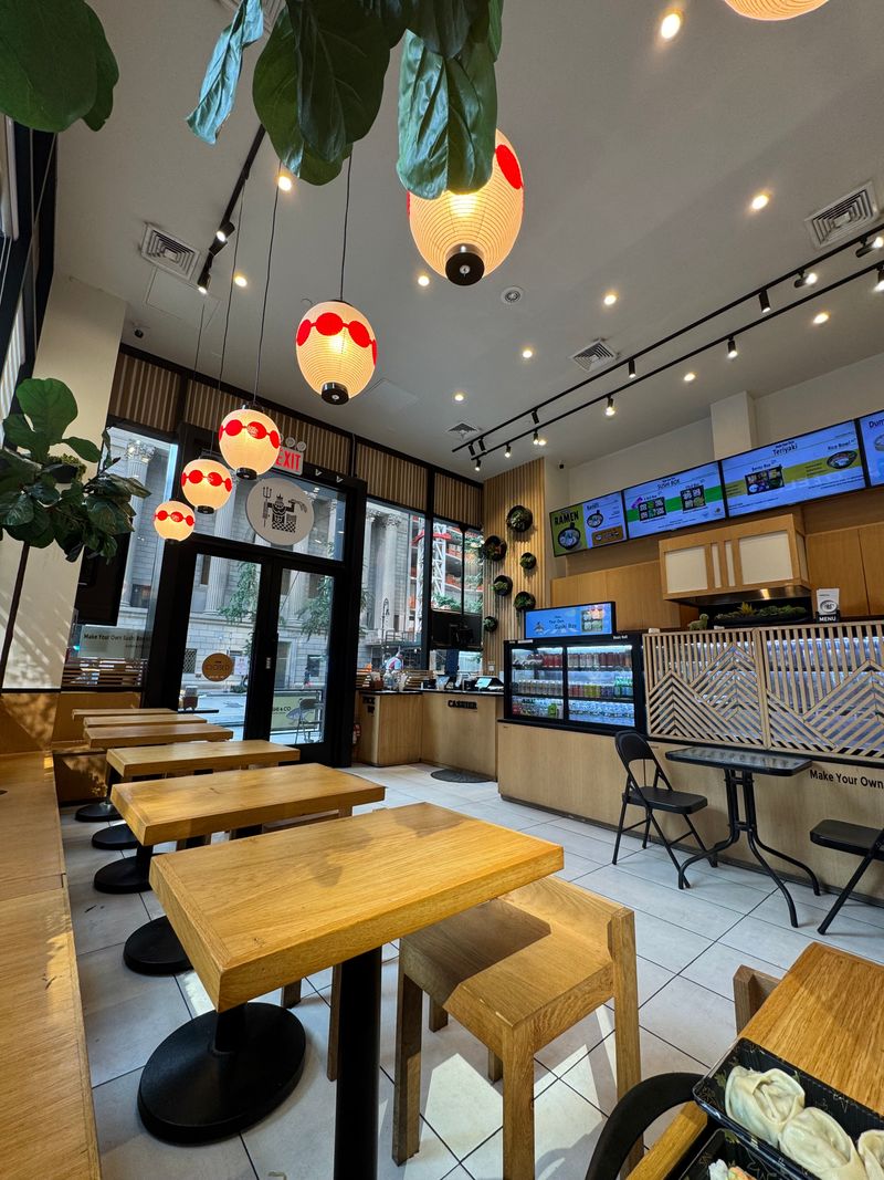 Sushi & Co — Midtown Favorite With Laid-Back Excellence