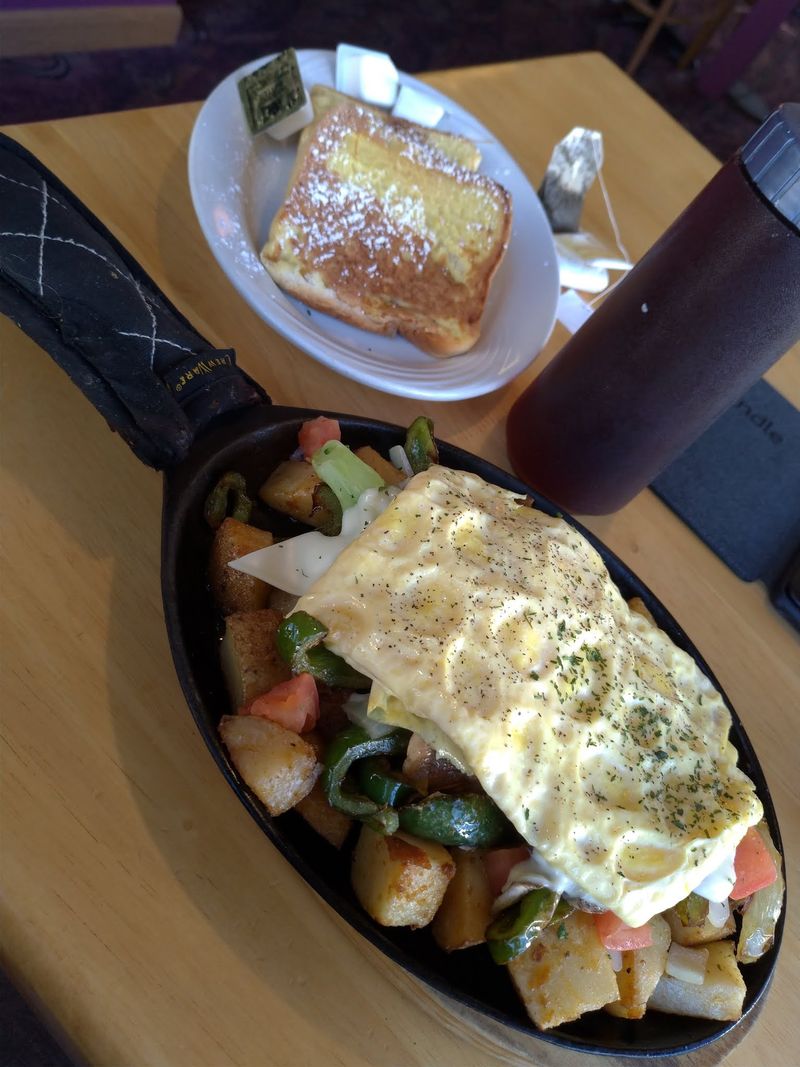 Mom's Diner in Chillicothe