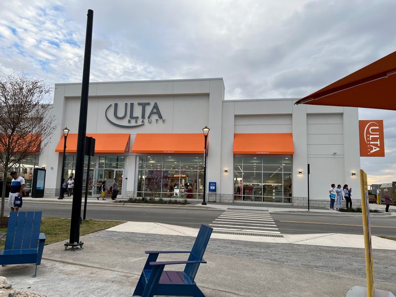 Tanger Outlets Nashville