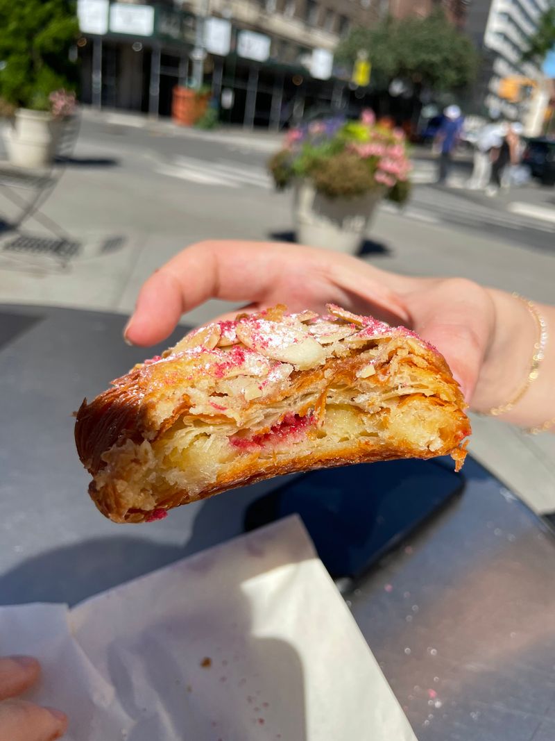 Kouign Amann With Brooklyn Swagger In Manhattan Calm