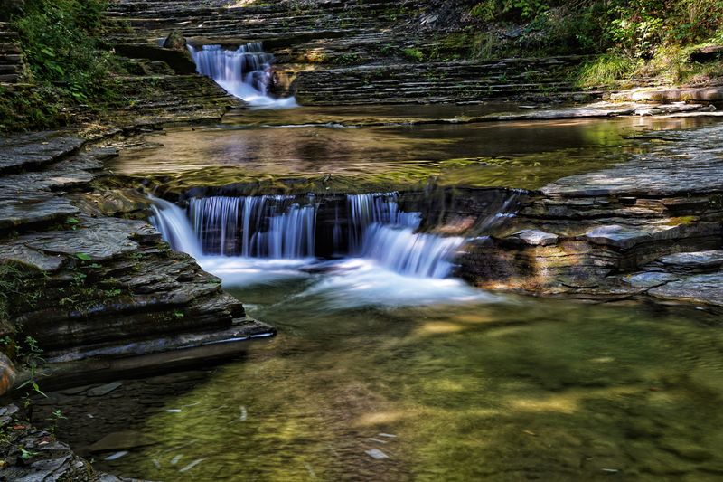 Reading The Shale: Layers, Fossils, And Time