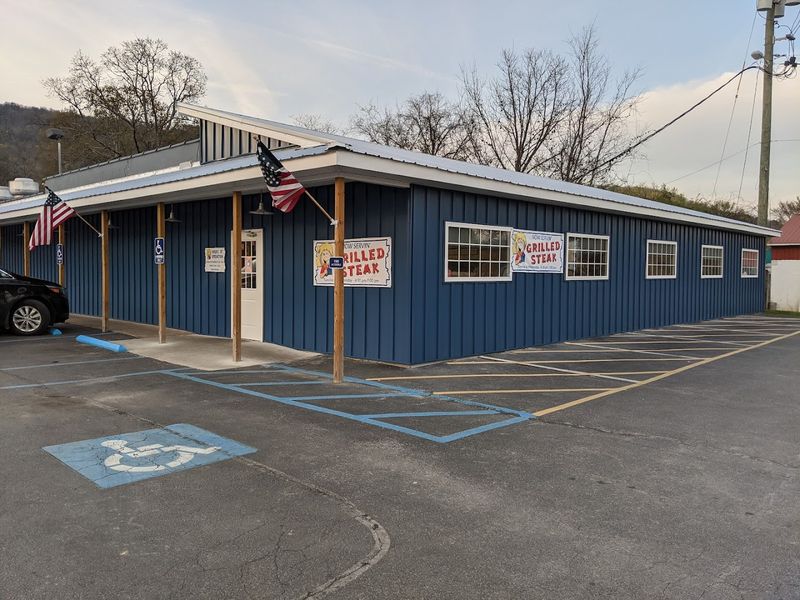 Why This Diner Is So Loved