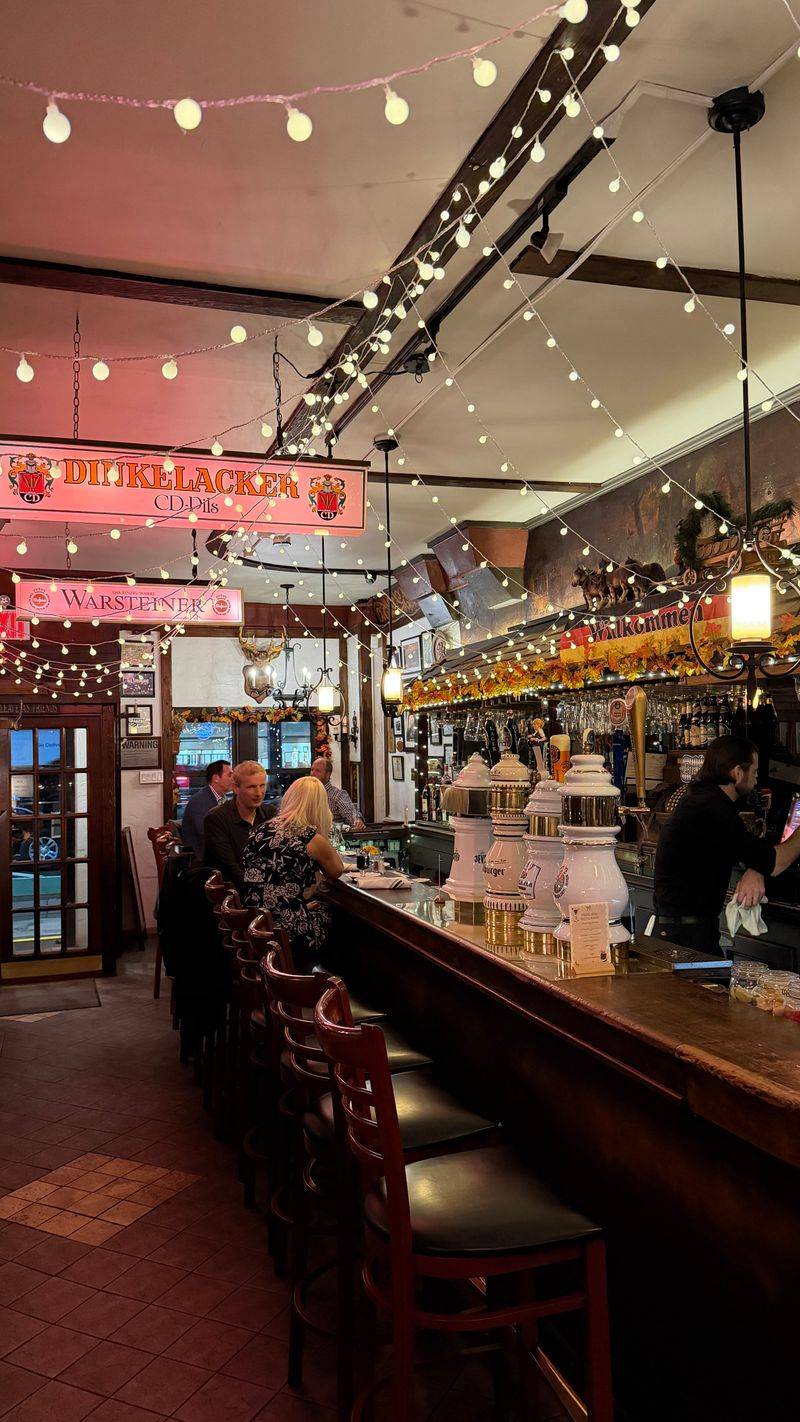 Heidelberg Restaurant — A Yorkville Mainstay Preserving Old-World Flavours