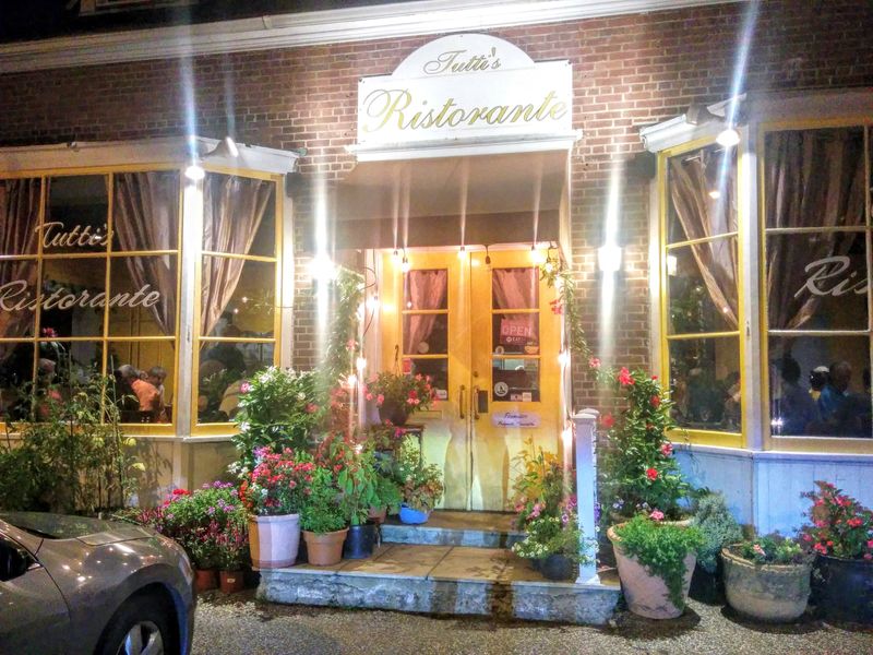 Tutti's Ristorante