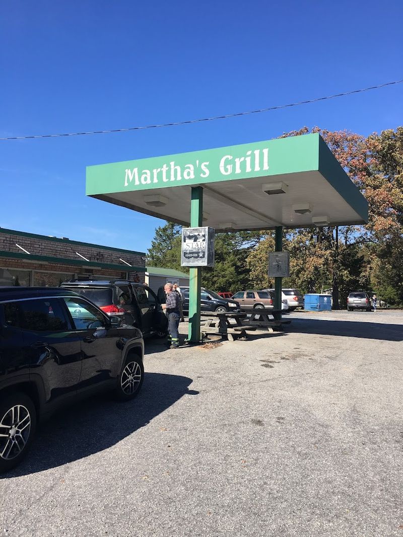 Martha's Grill (Star)
