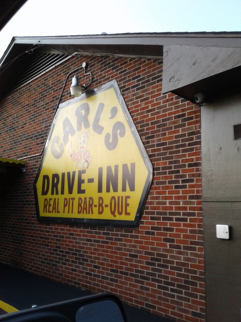 What Locals Say And How Reviews Align