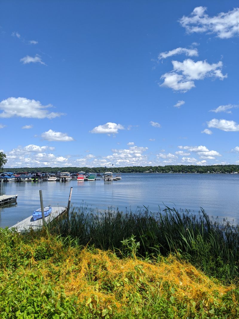 A Measured Paddle Past Quiet Coves