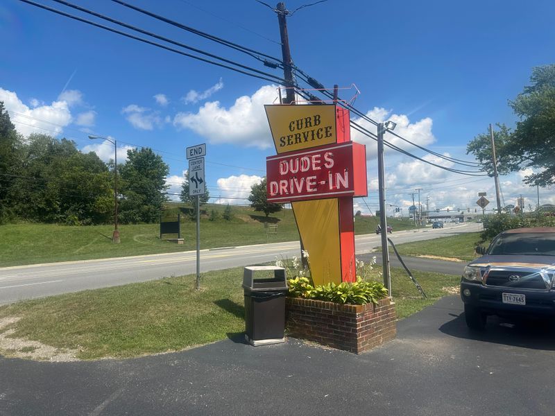 Dude's Drive-In (Christiansburg)