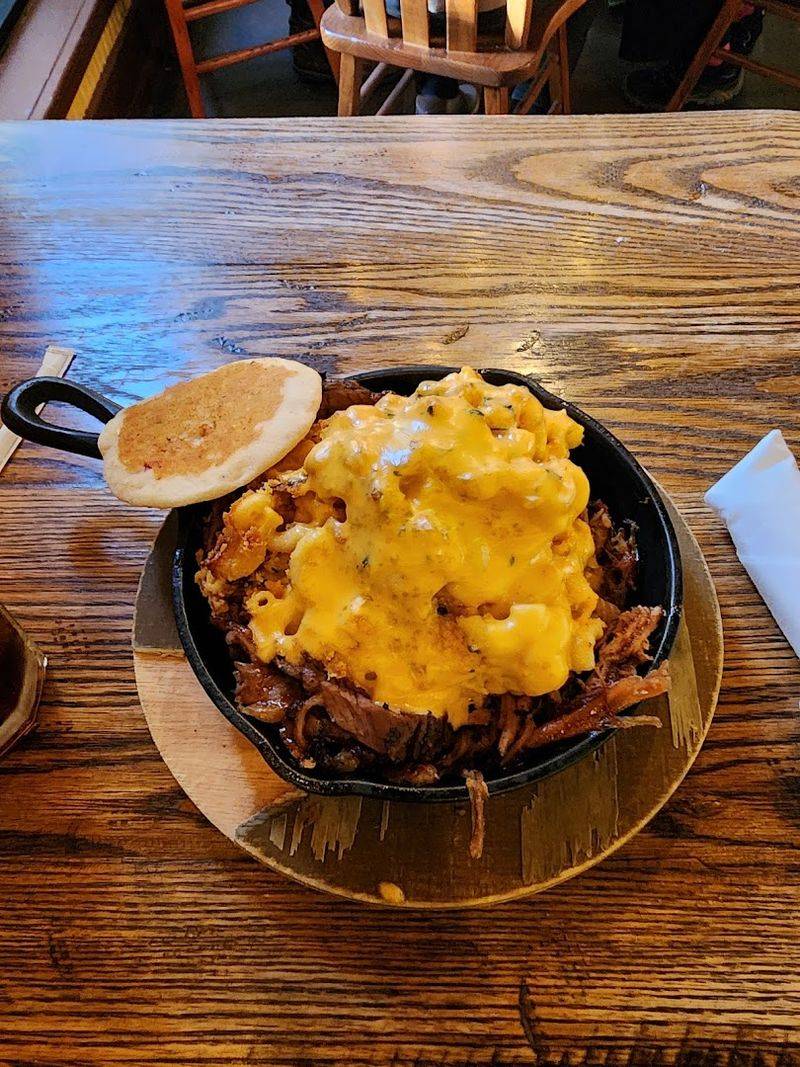 Mac And Cheese With Pulled Pork: Comfort In A Bowl