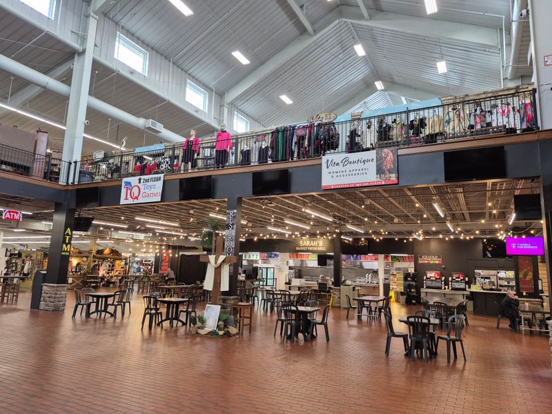 The Market's Food Court Keeps You Fueled For Hours Of Exploring