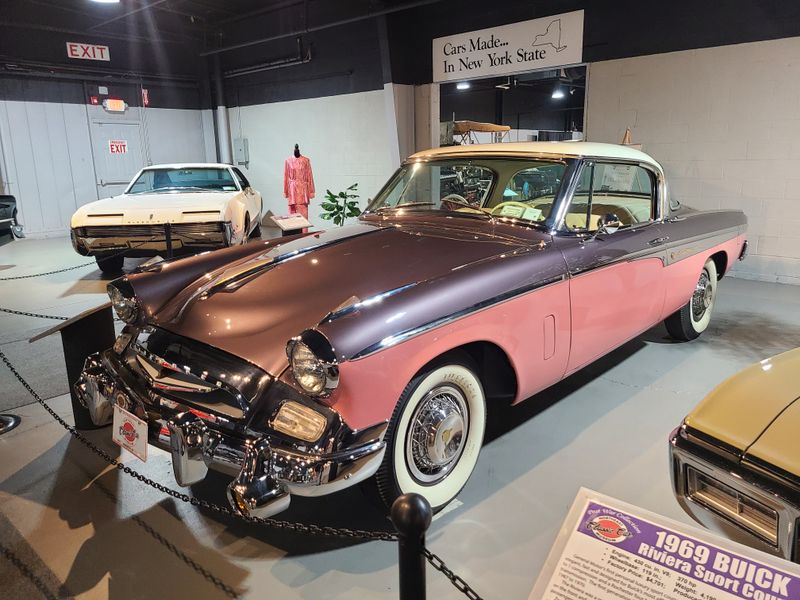 Racing Corners And Garage Guts