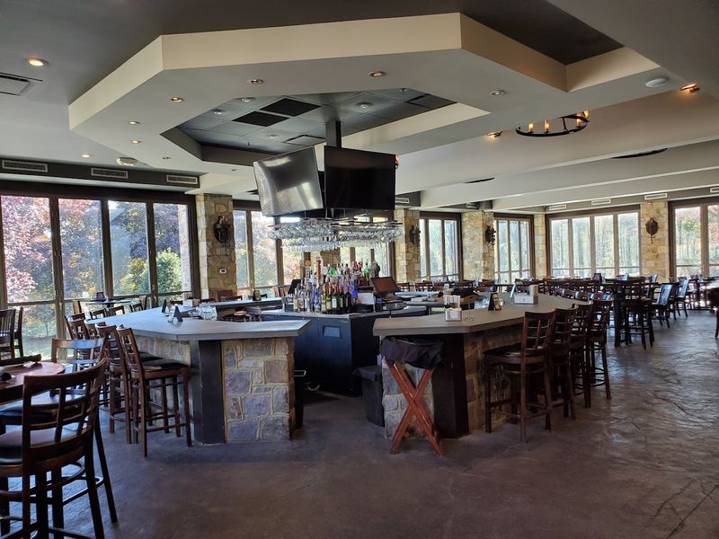 Two Dining Experiences Offer Different Ways To Enjoy The Castle