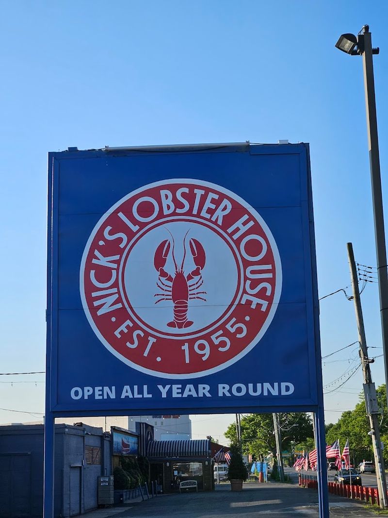 Service That Treats First Timers Like Beloved Regulars