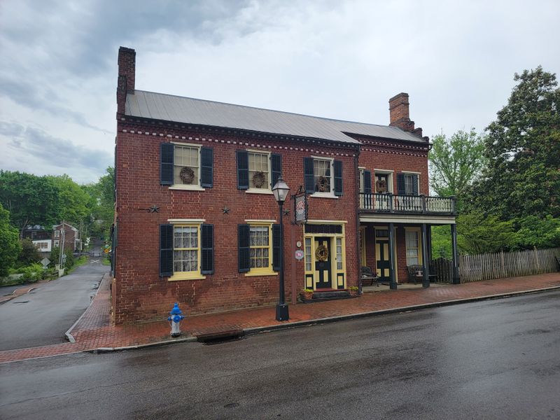 Architectural Details That Reward A Careful Eye