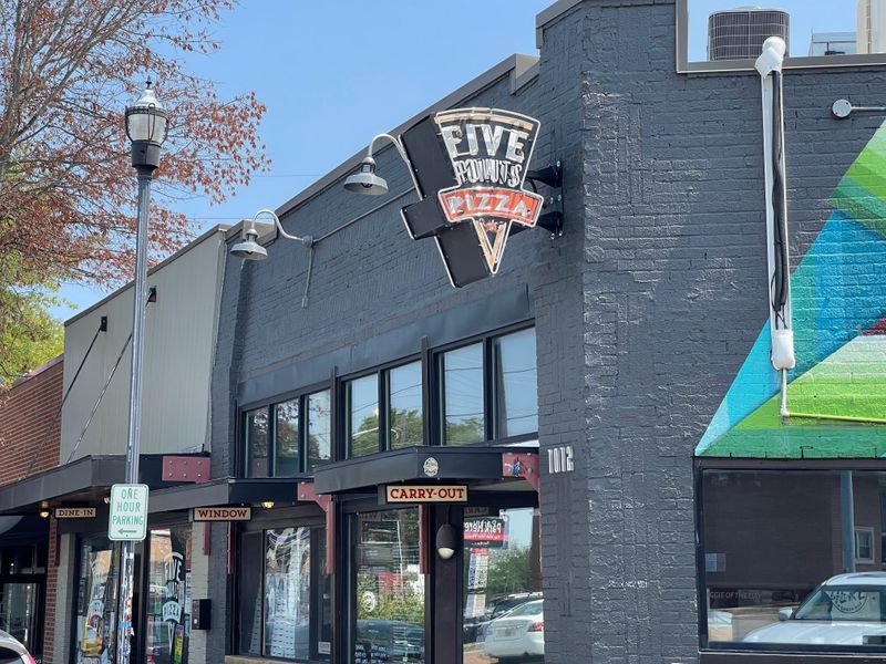 A Slice Worth Crossing Town For