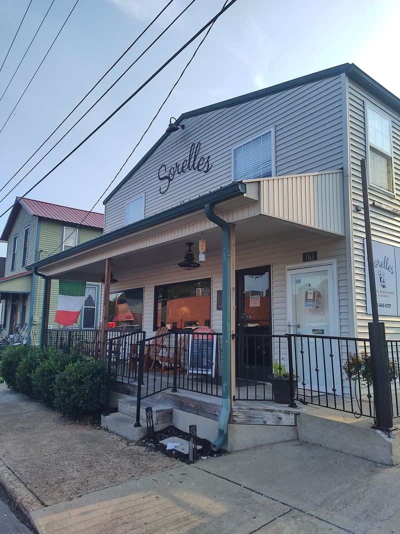 Sorelles Italian Restaurant & Pizzeria – 161 N Main St, Eagleville, TN 37060