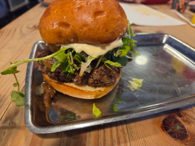 Uneeda Burger's Classic Patty Is Worth The Trip