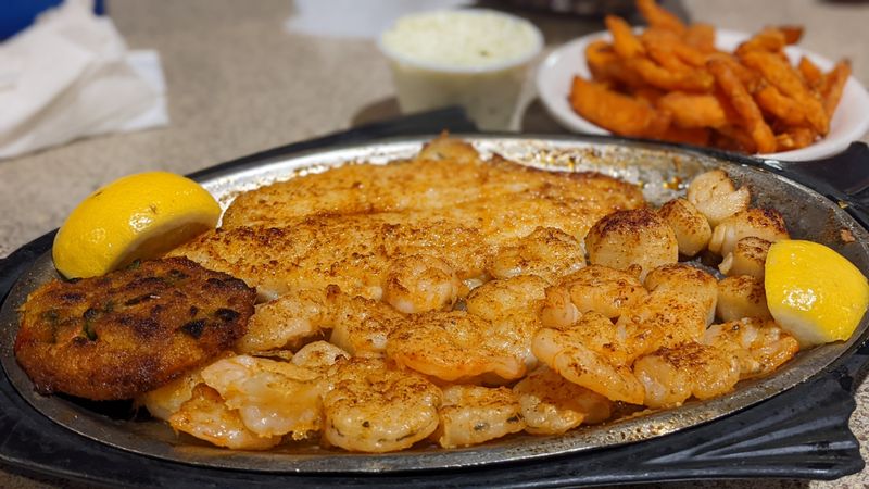 Guests Can Customise Their Platter With Multiple Seafood Choices