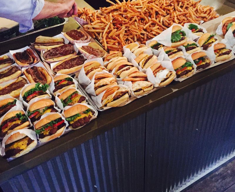 Consistently High Customer Ratings Boost Its Reputation