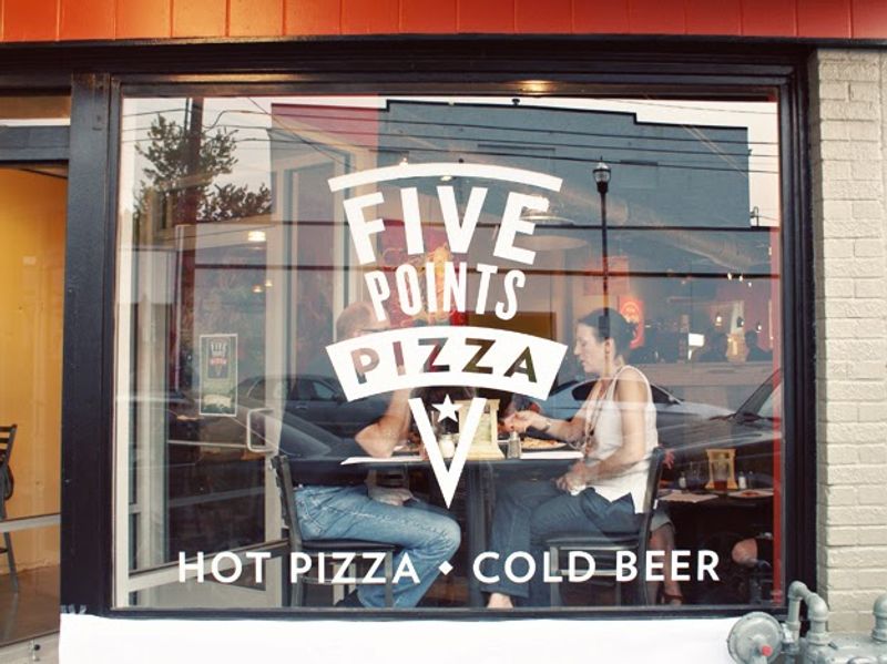 Sauce With Bright, Confident Footing