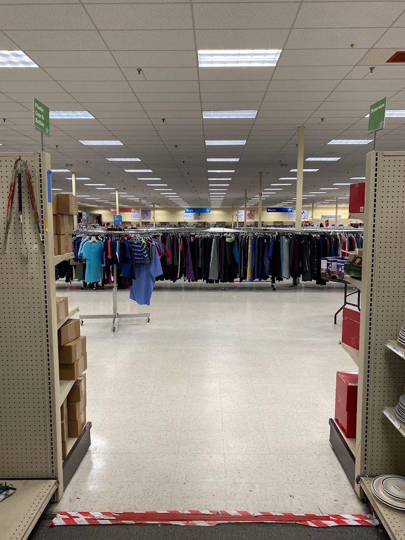 Aisles That Encourage A Thoughtful Wander