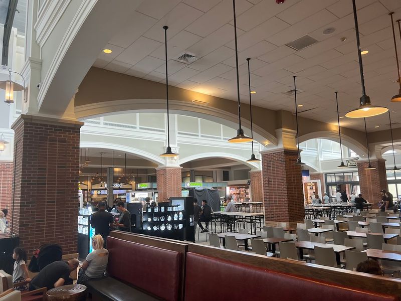 The Brand Lineup That Keeps Shoppers Coming Back