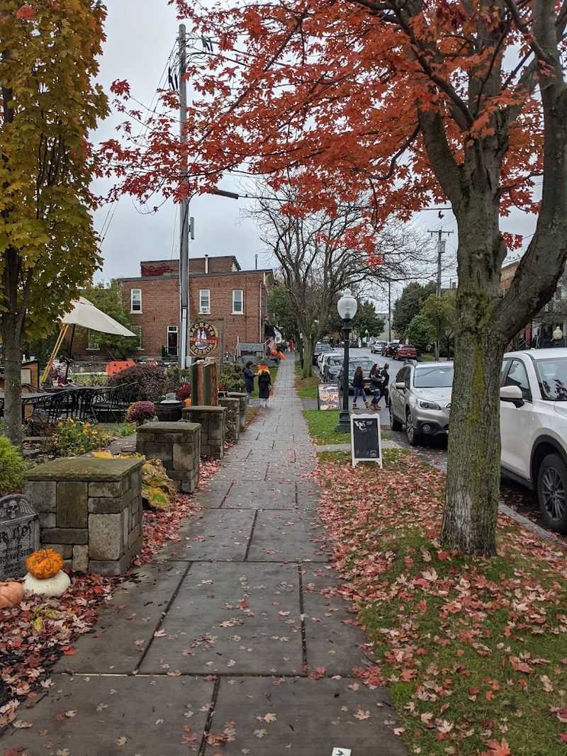 Small Town Dining Without The Ironic Food Truck
