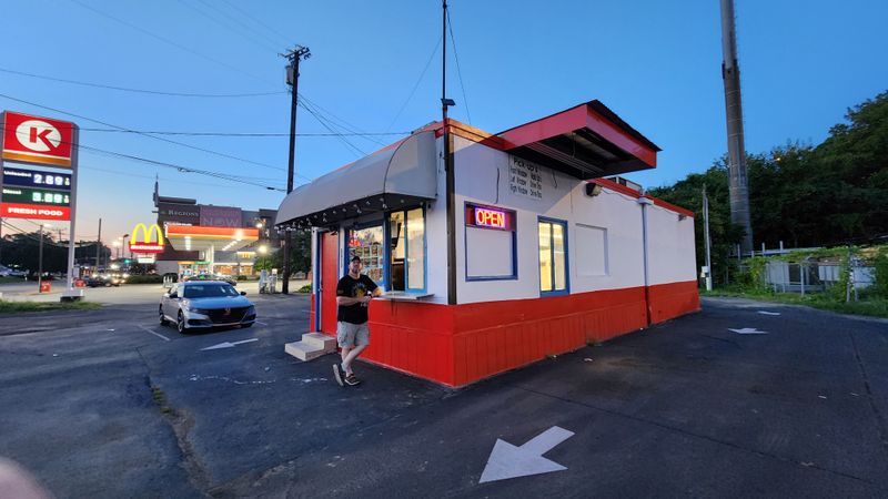 Finding Fat Mo's On 8th Avenue South