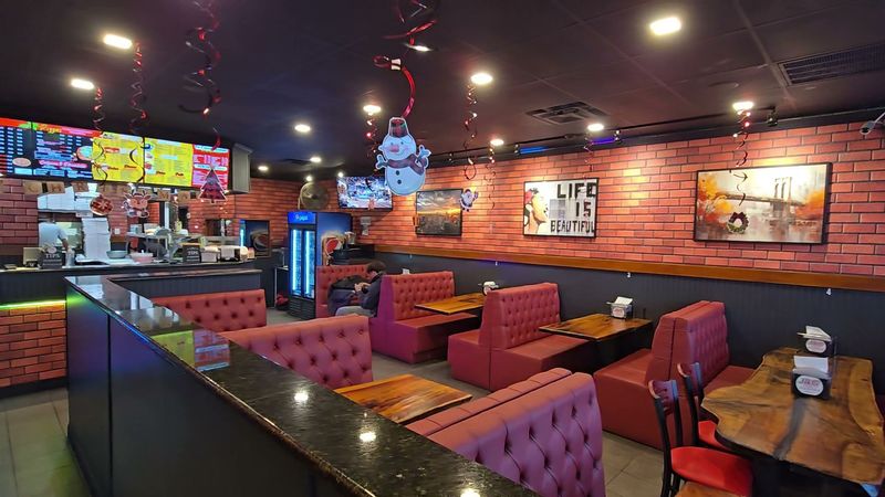 J & G Pizza & Steak House Restaurant, Manchester