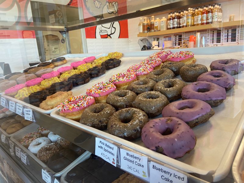 Randy's Uses A Simple, Old-School Approach To Dough And Frying