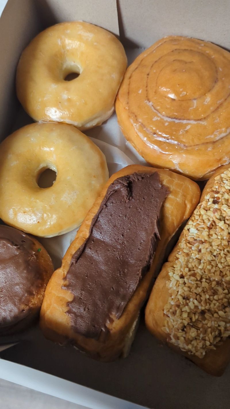 Their Key Lime Bismarck Is A Midwest Must-Try Treat