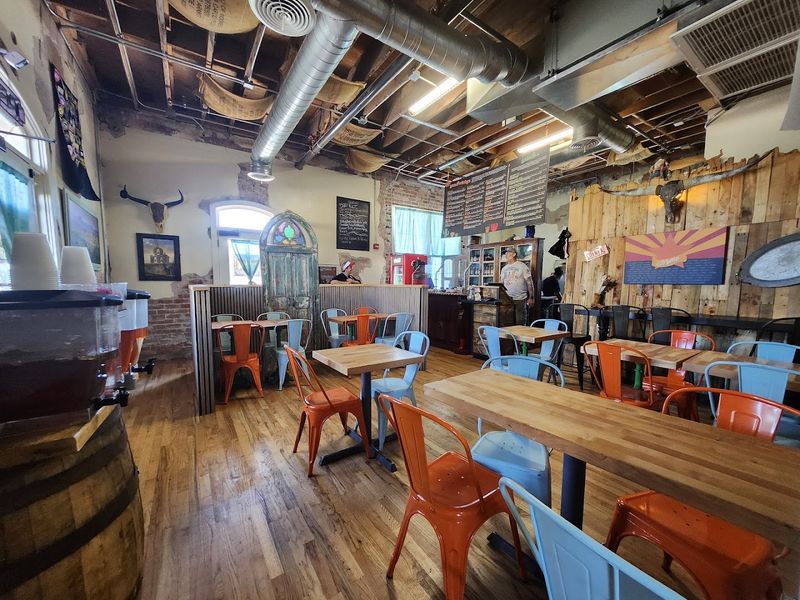 Florence's Hidden Gems: Unique Restaurants And Local Finds Off The Beaten Path