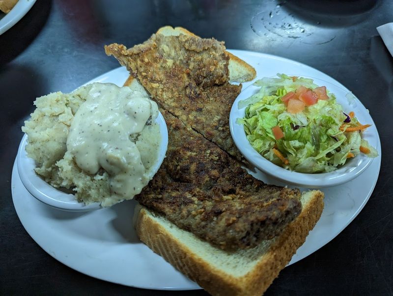 A True Texas Dining Experience With Classic Comfort Food