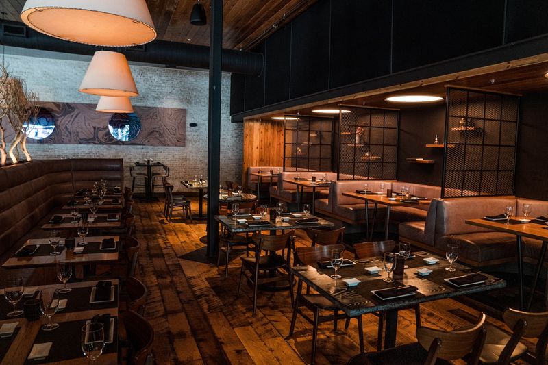 A Calm First Impression At Dinner