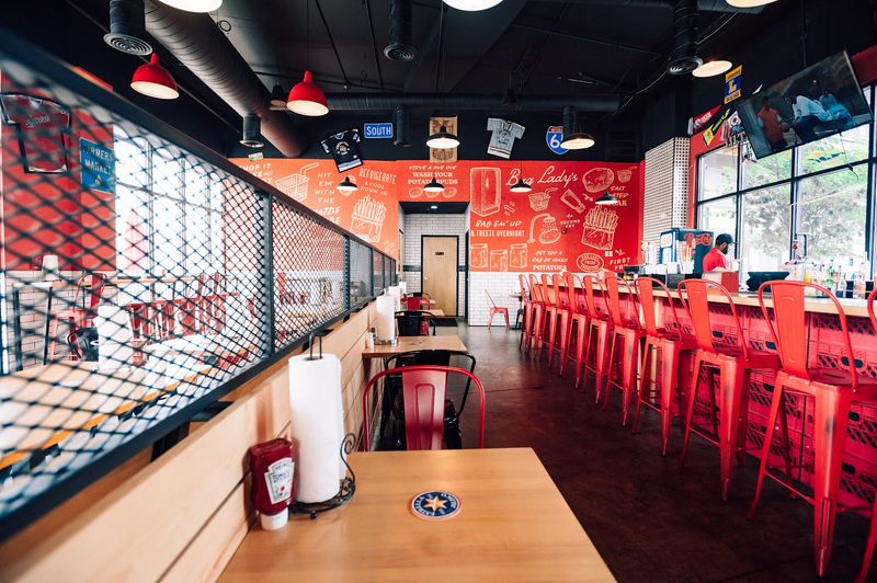 The 90s Nostalgia Atmosphere Inside