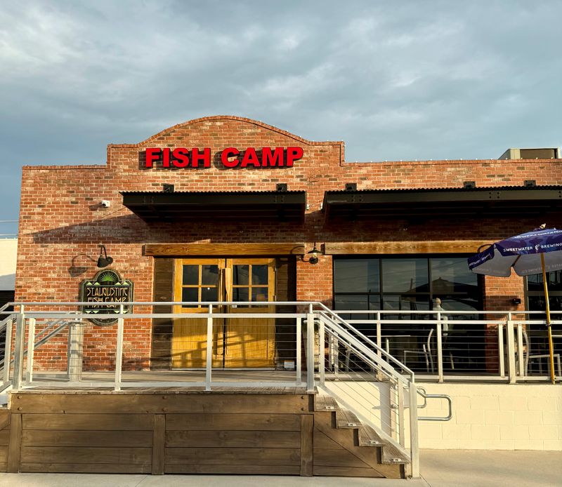 A Fish Camp Menu That Goes Beyond Fried Baskets