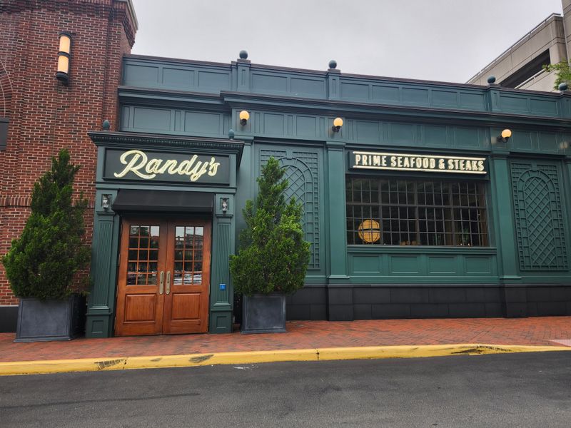 Local Gem: Randy's Prime Seafood & Steaks
