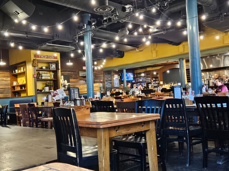 A Warm Welcome That Sets The Stage