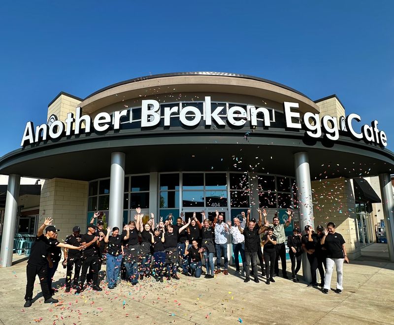 Service Rhythm And Comfort