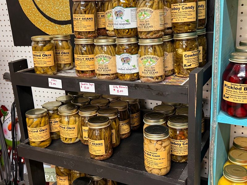 Food Specialties Like Fudge, Jams, And Jerky Draw Devoted Fans